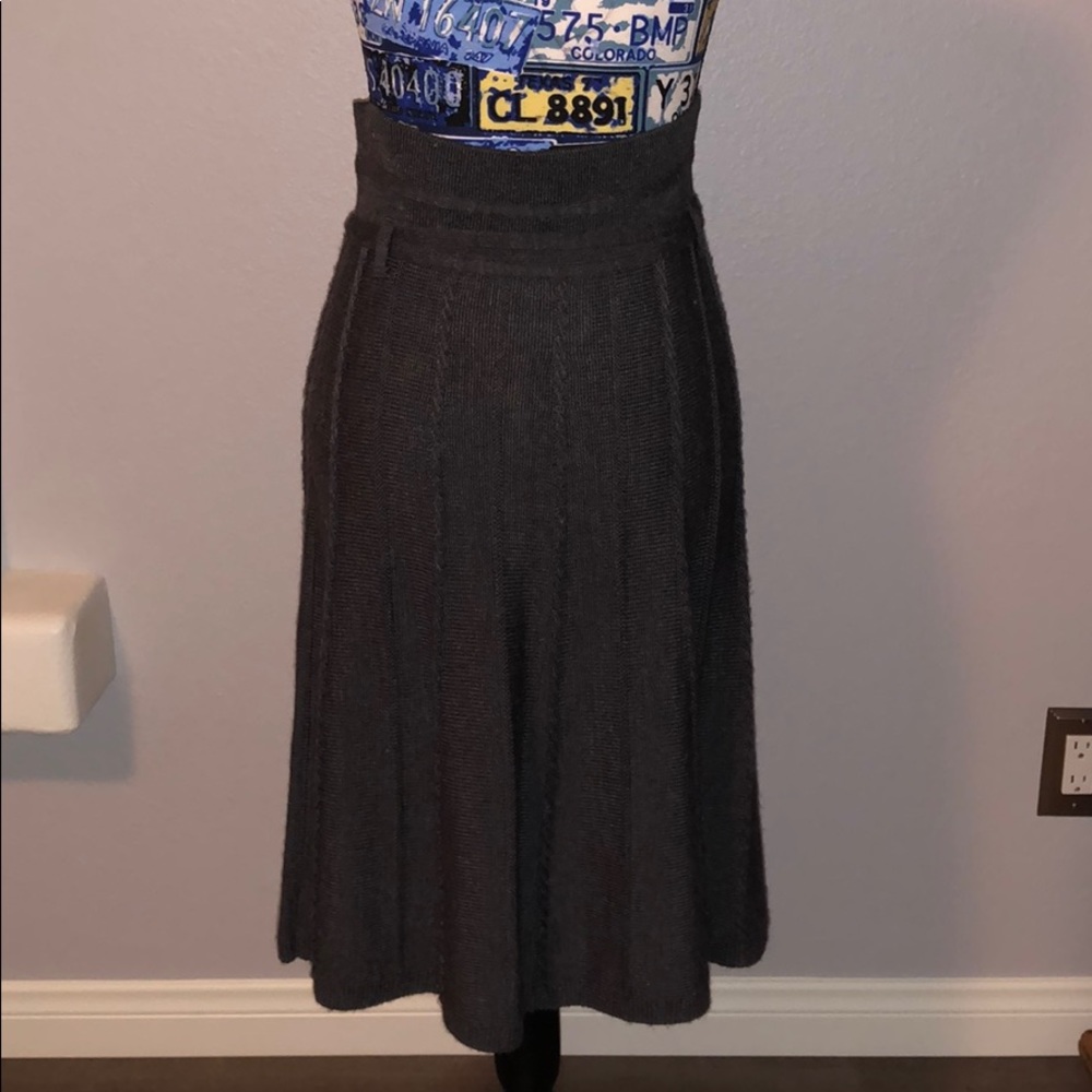 Lapis Knitted Knee Length Sweater Skirt - Picture 4 of 6